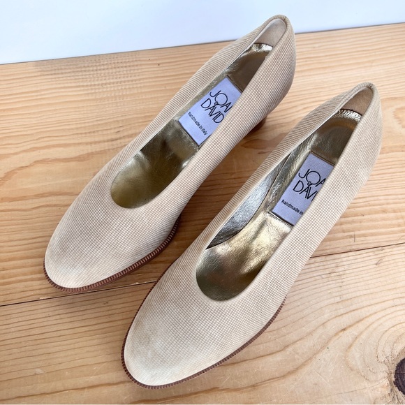 Vintage 1990s 2000s Never Worn Joan & David Sz 8 Suede Heels - Picture 5 of 9